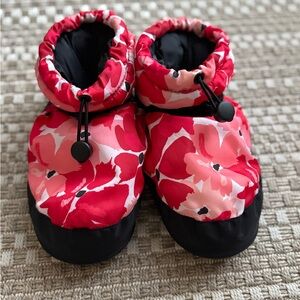 Bloch ankle-height dance booties